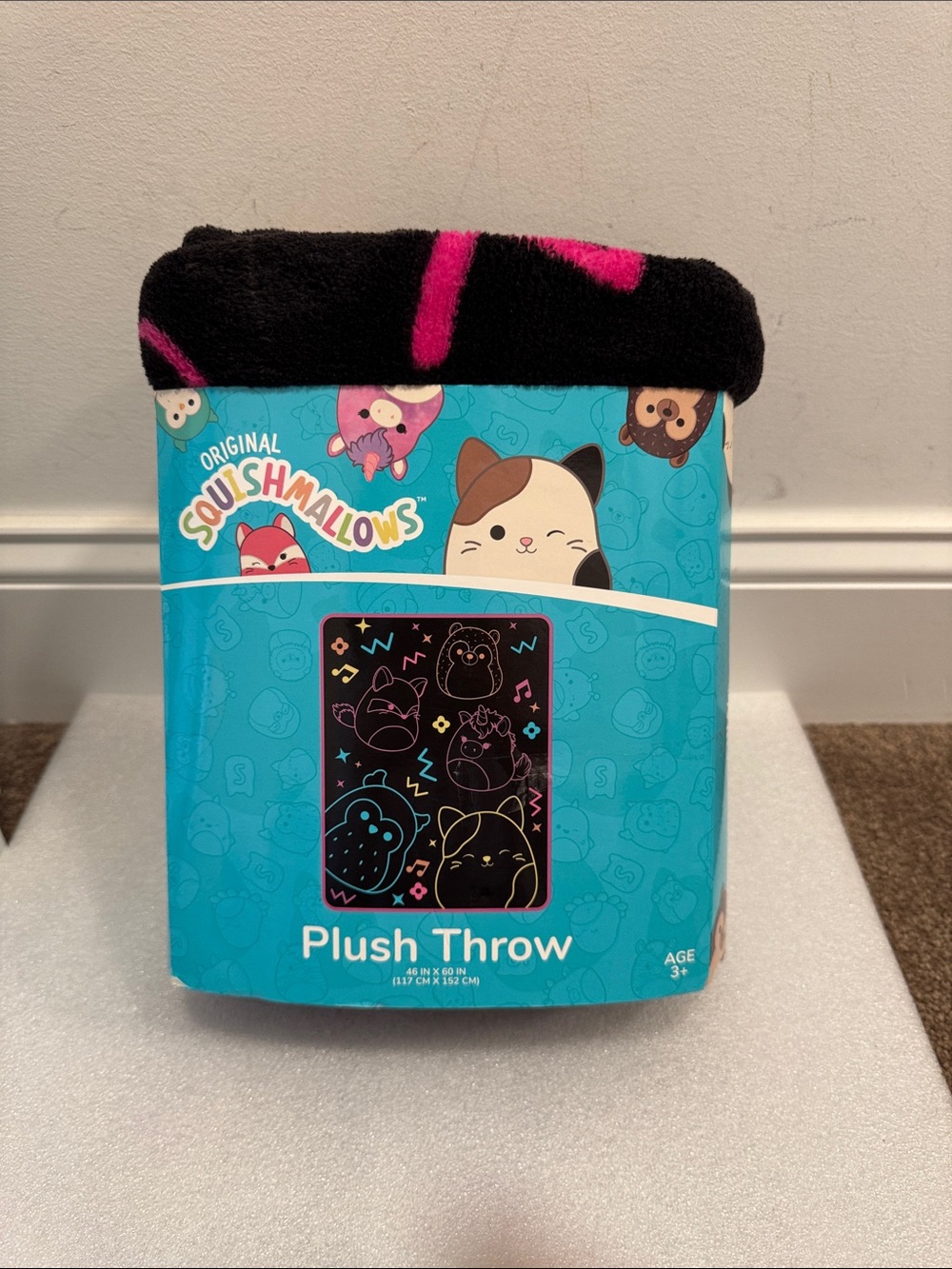 Squishmallows Black & Pink Plush Throw Blanket 46” x 60” NWT